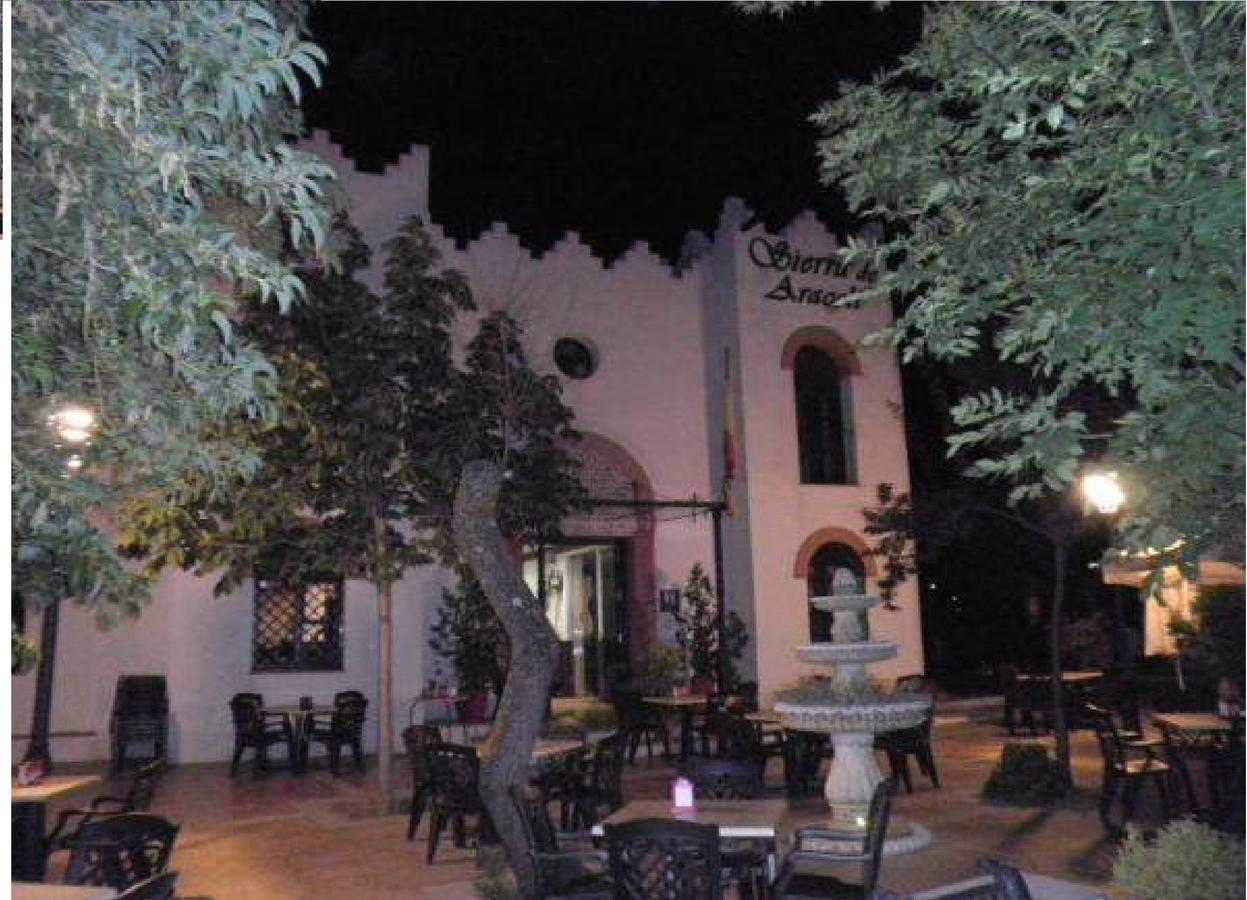 Hotel Sierra De Araceli Лусена Екстериор снимка